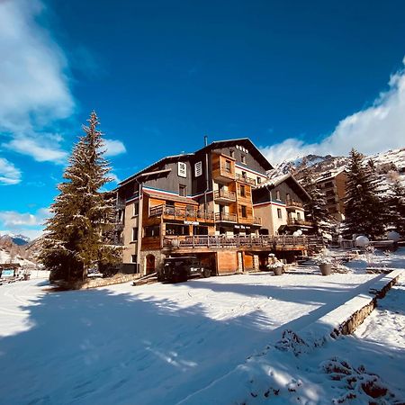 Hotel 16 | 150 Montagne & Spa Nuxe Вар Екстер'єр фото
